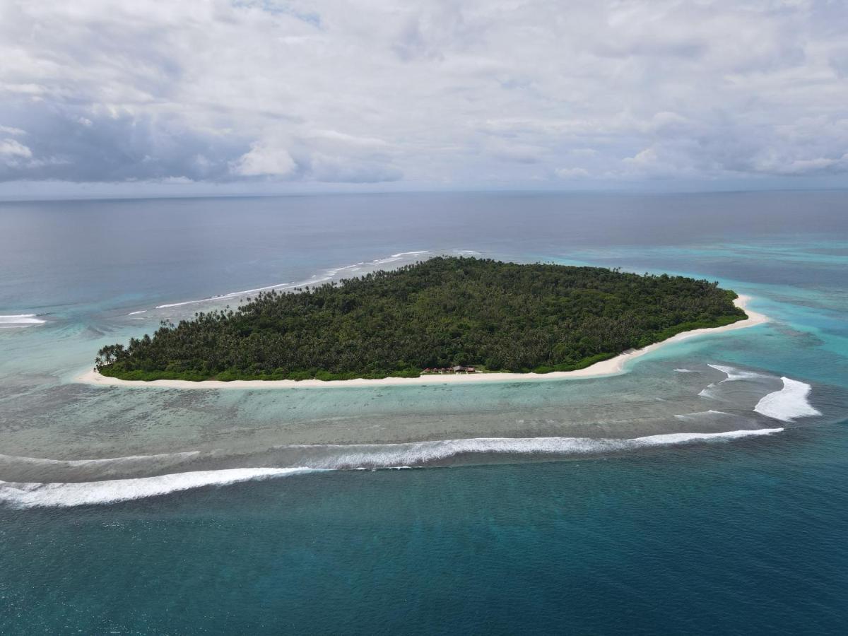 Ira Bungalows Pulau Banyak Alaban Exterior photo