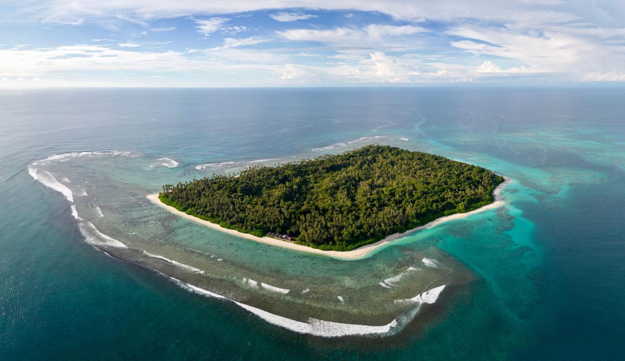 Ira Bungalows Pulau Banyak Alaban Exterior photo